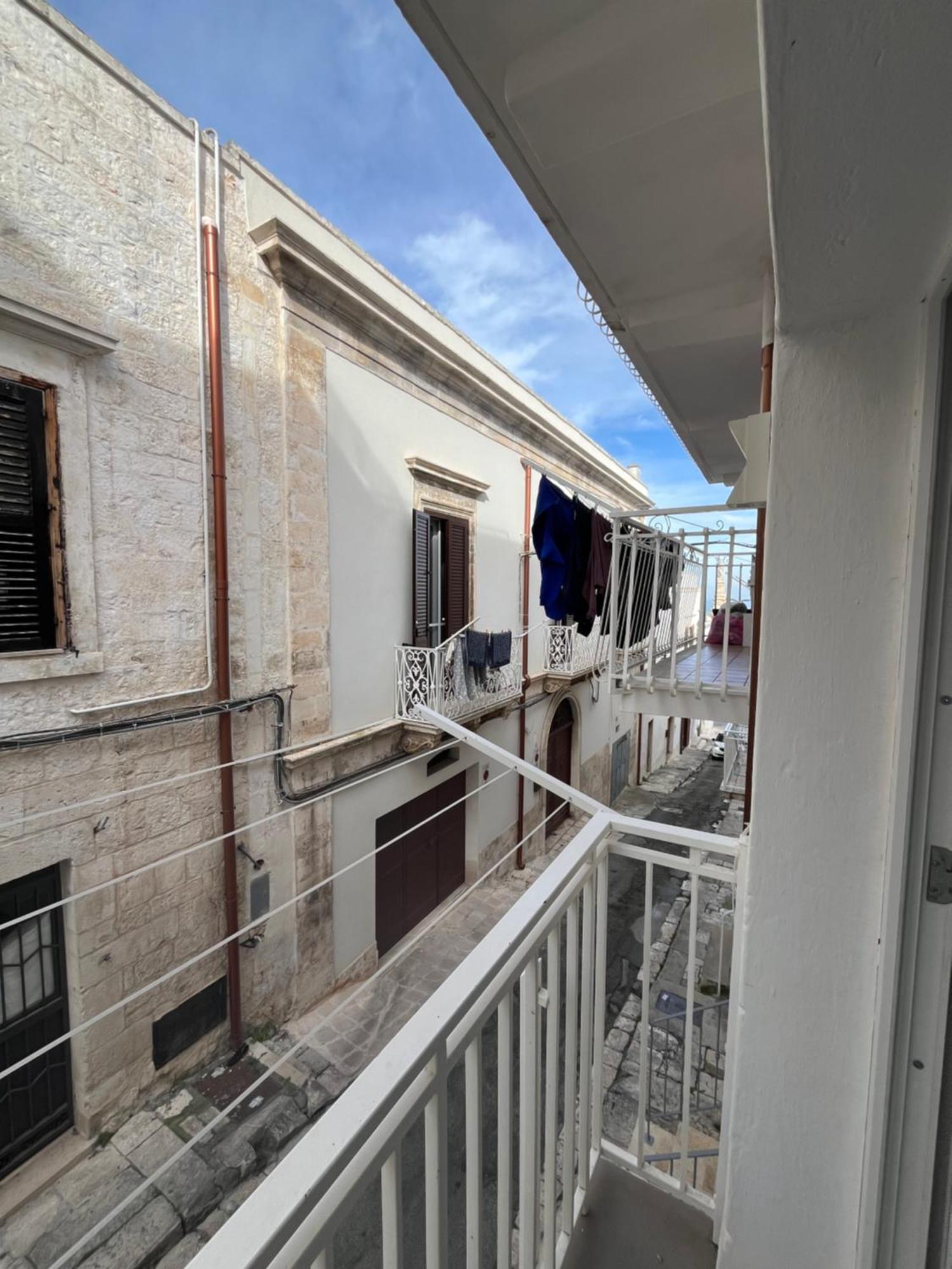 Ostuni 21Mqsuitehomes, Appartamento Con Mini Piscina Privata, Appartamenti Con Vasca Idromassaggio & Appartamenti Standard Luaran gambar