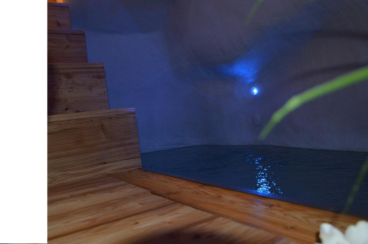 Ostuni 21Mqsuitehomes, Appartamento Con Mini Piscina Privata, Appartamenti Con Vasca Idromassaggio & Appartamenti Standard Luaran gambar